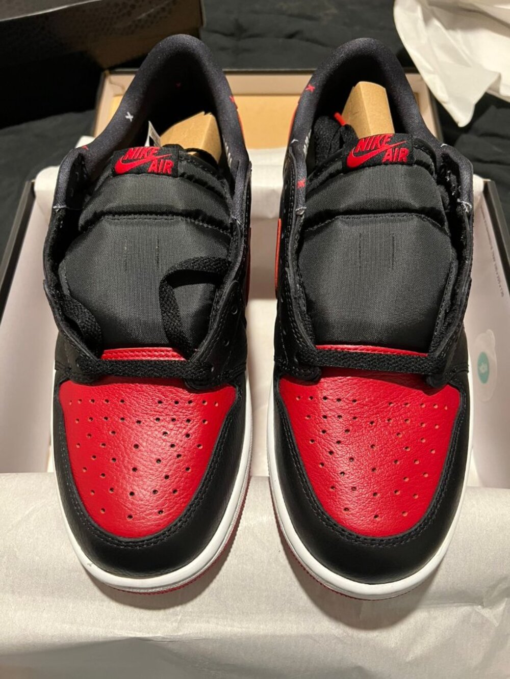 AIR JORDAN 1 RETRO LOW OG - Picture 3 of 4